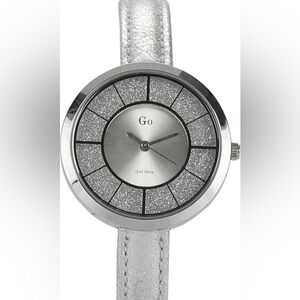GIRLS ONLY (G.O) SILVER SPARKLY WATCH - NWOT